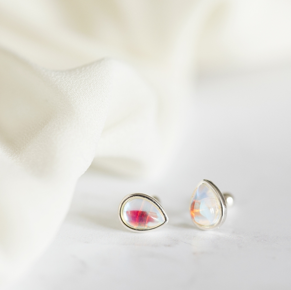 Silver Tear Drop Earrings (S925) - Picture 5 of 7